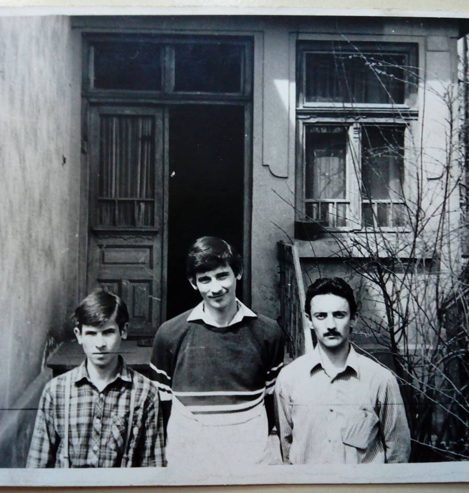 1985